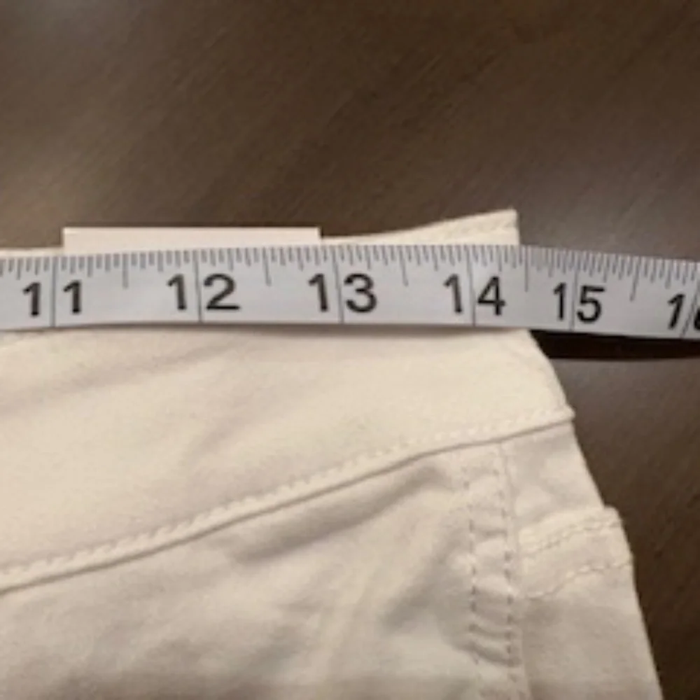 WHBM White Jeans - 4R - NWT - Picture 10 of 12